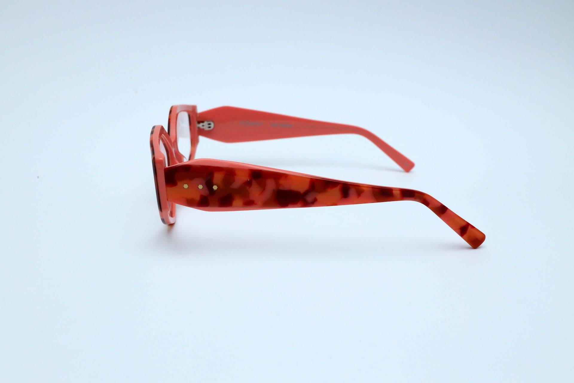 Java Jungle - Robert & Sons Optical