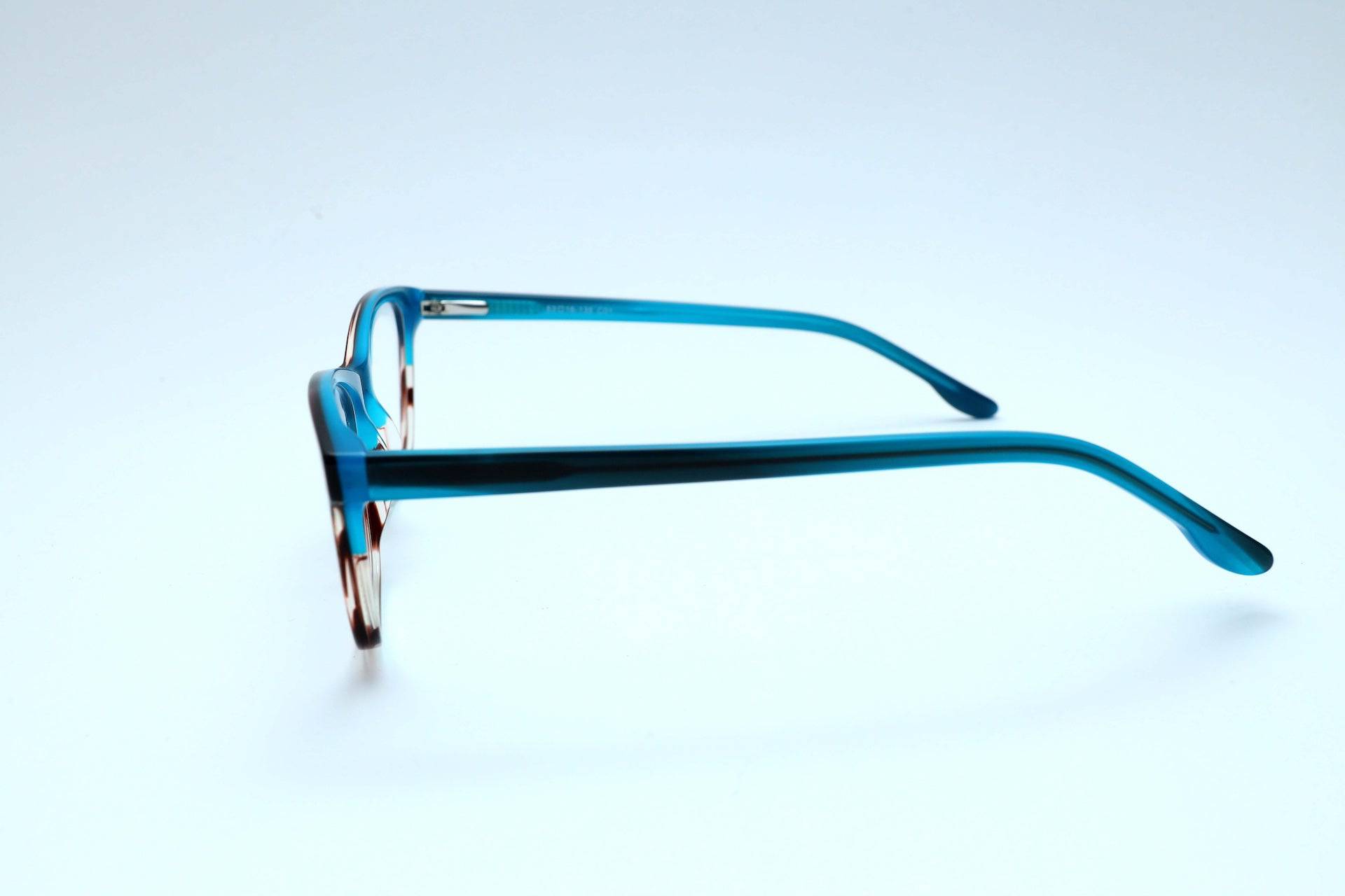 Victoria Harbor - Robert & Sons Optical