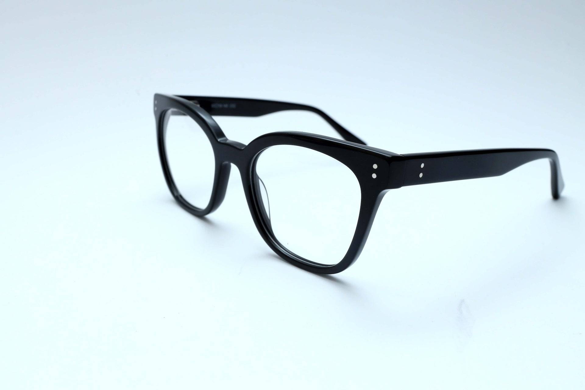 Moraine Lake - Robert & Sons Optical