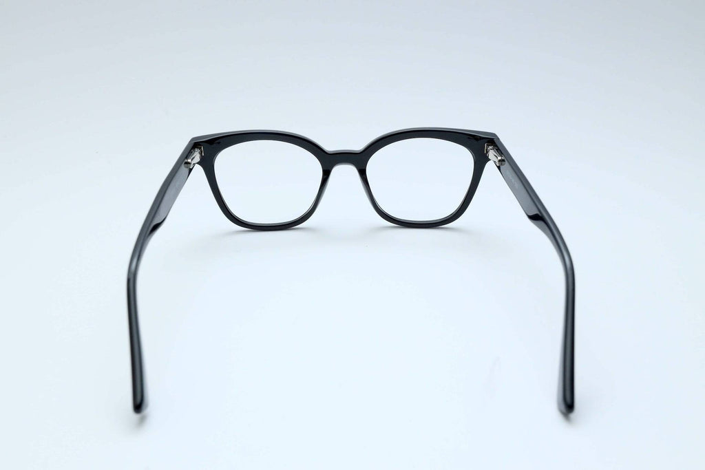 Moraine Lake - Robert & Sons Optical